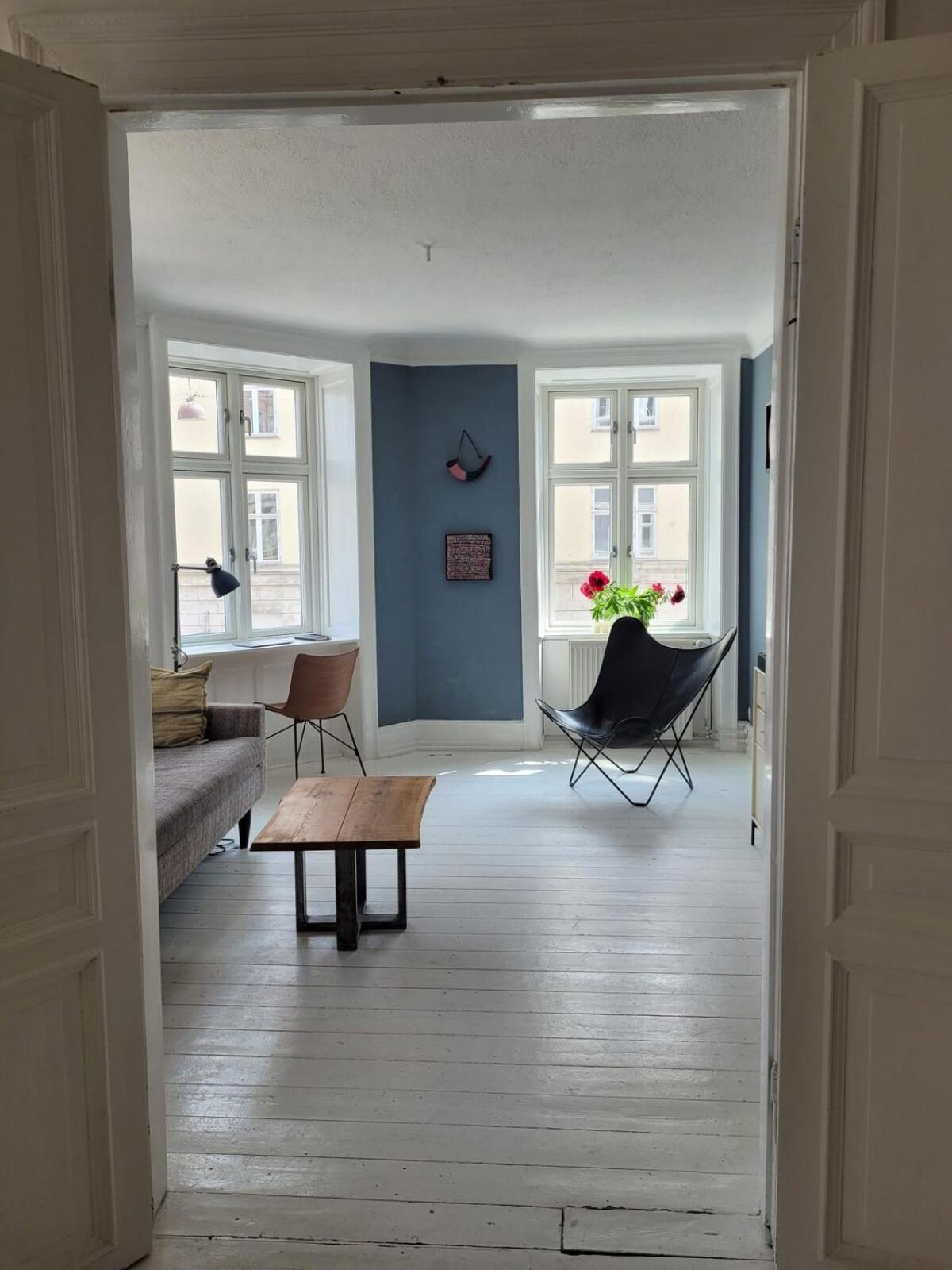 Spacious Cph With Renovated Bath Apartment Kopenhagen